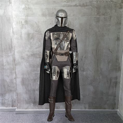 Star Wars The Mandalorian Electronic Cosplay。